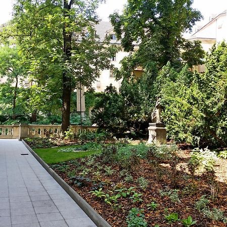 Hotel Svaty Jan Praga Zewnętrze zdjęcie