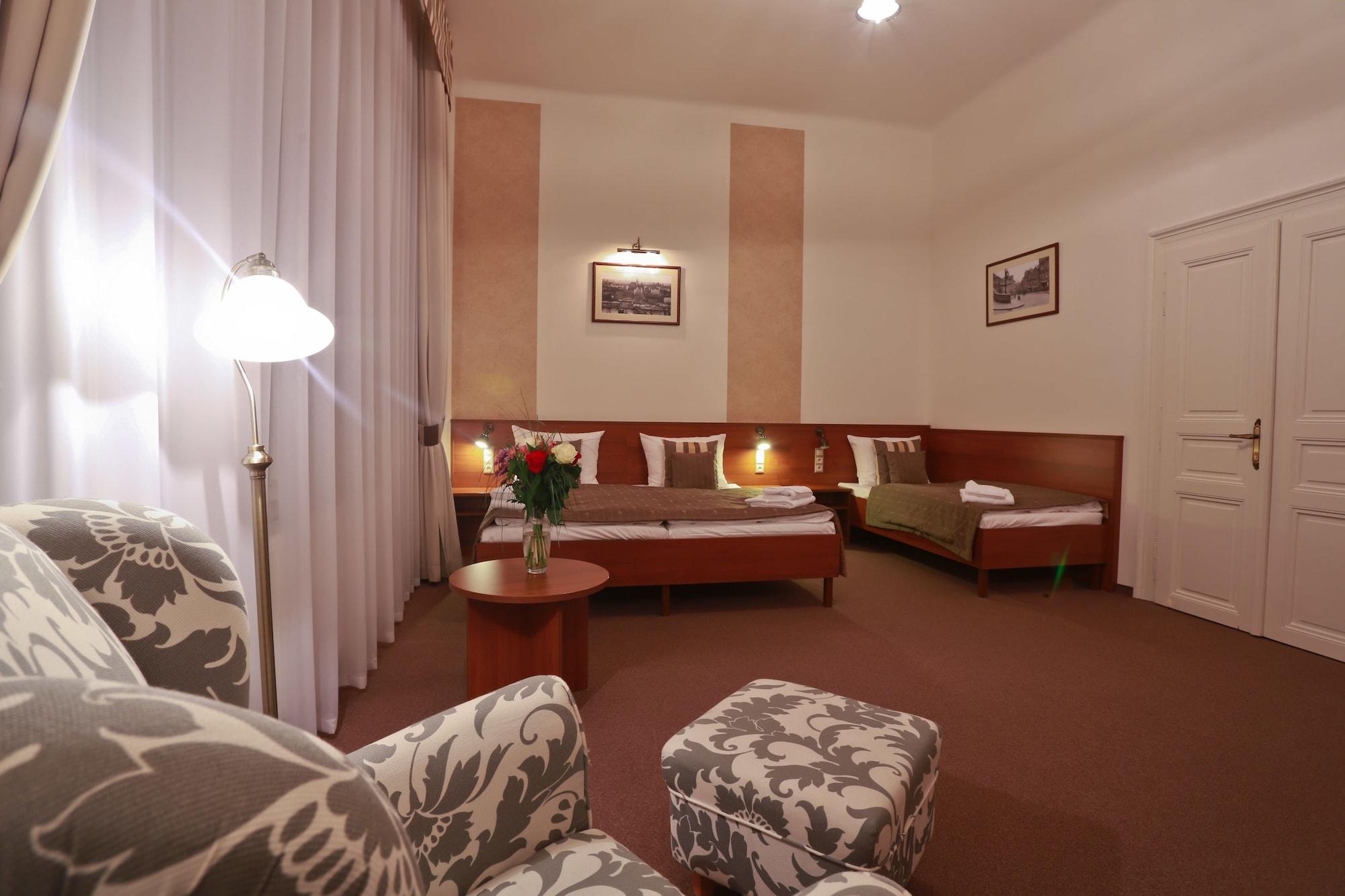 Hotel Svaty Jan Praga Zewnętrze zdjęcie