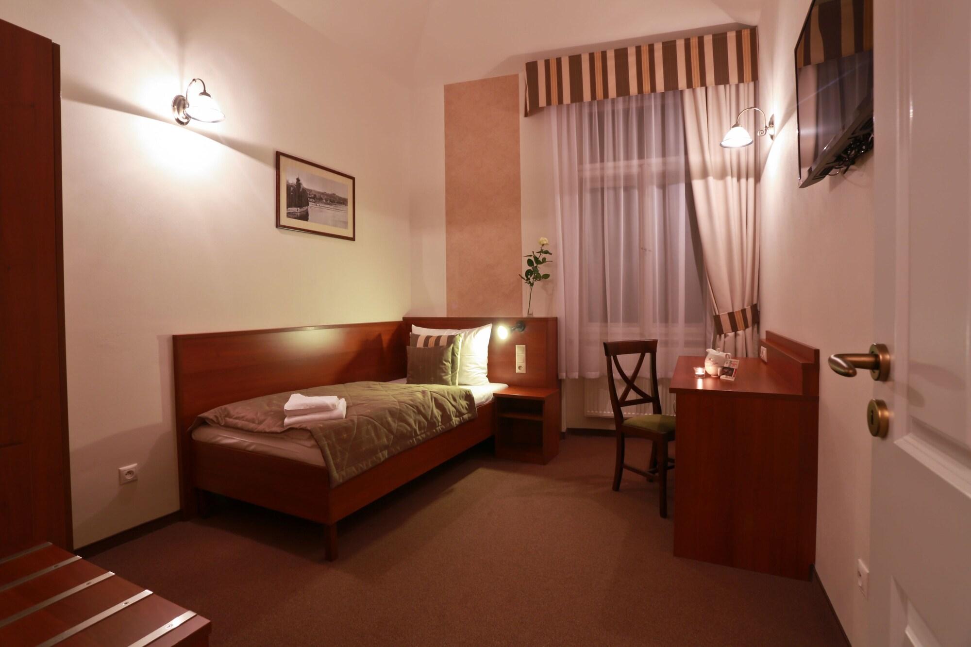 Hotel Svaty Jan Praga Zewnętrze zdjęcie