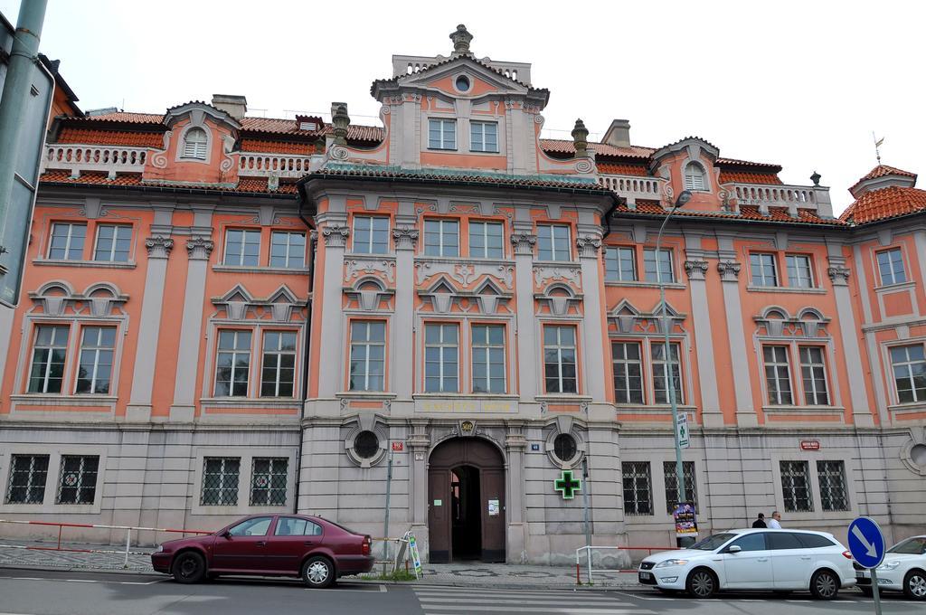 Hotel Svaty Jan Praga Zewnętrze zdjęcie
